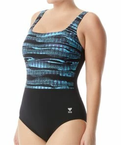 TYR Women's Byron Bay Scoop Neck Controlfit 11 TYR Women's Byron Bay Scoop Neck Controlfit