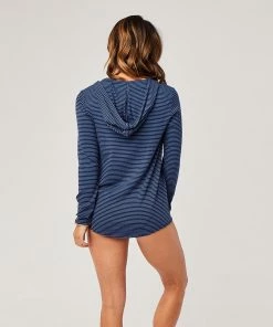 Carve Designs Delia Hoodie