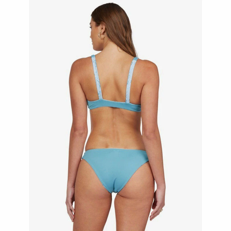 Missy Swimwear Roxy Sea & Waves Revo Printed Tri Bikini Top 9 Missy Swimwear Roxy Sea & Waves Revo Printed Tri Bikini Top