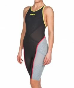 Arena Carbon Ultra Closed Back Swimwear